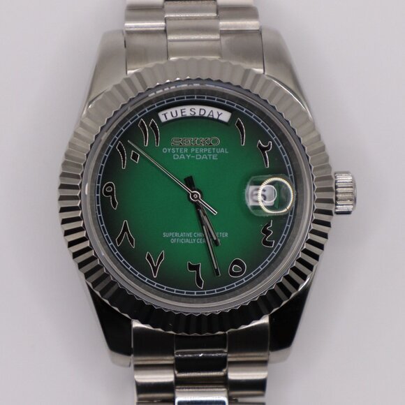 40mm Day-Date Seiko Mod – Green Dial | Stainless Steel | Automatic | Exhibition - Picture 3 of 7